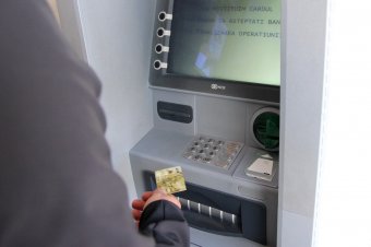 Meghaladja a 20 milliót az aktív romániai bankkártyák száma