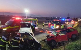 Súlyos közúti baleset történt Fehér megyében, egy személy életét vesztette