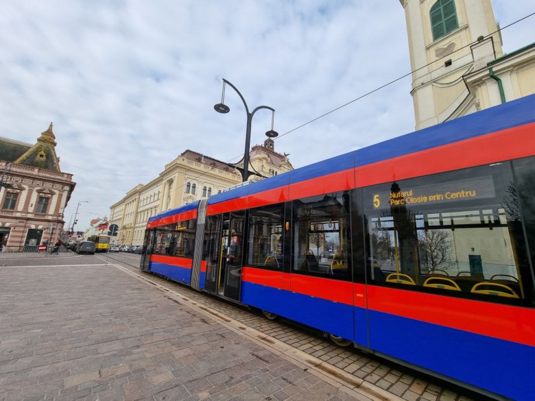 Jegyeket, bérleteket! Nagy különbségek a romániai és a külföldi tömegközlekedési díjszabások között