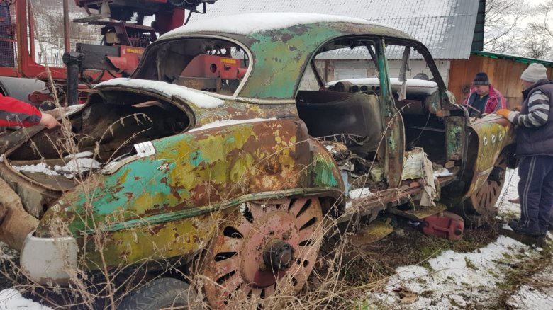 Sínen van az újjászületett Buick vasúti kocsi: ócskavasnak szánt CFR-szerelvényt restauráltak Marosvásárhelyen