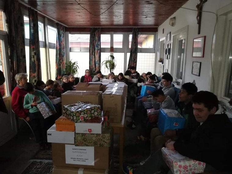 Cipősdoboznyi karácsonyi szeretet: a Máltai Szeretetszolgálat több városban megszervezte adománygyűjtési akcióját
