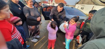 Több mint hetven rászoruló roma család ünnepét tennék boldogabbá a Szatmár megyei Kispeleskén