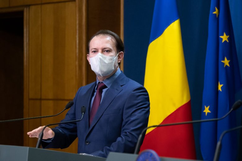 Korai „vakcinaútlevél” bevezetését fontolgatni a román miniszterelnök szerint