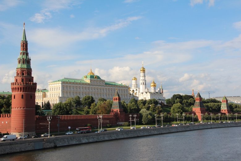 Orosz szóvivő: diplomáciai szakítást hozhat, ha az USA a terrorizmus támogatójának minősíti Oroszországot