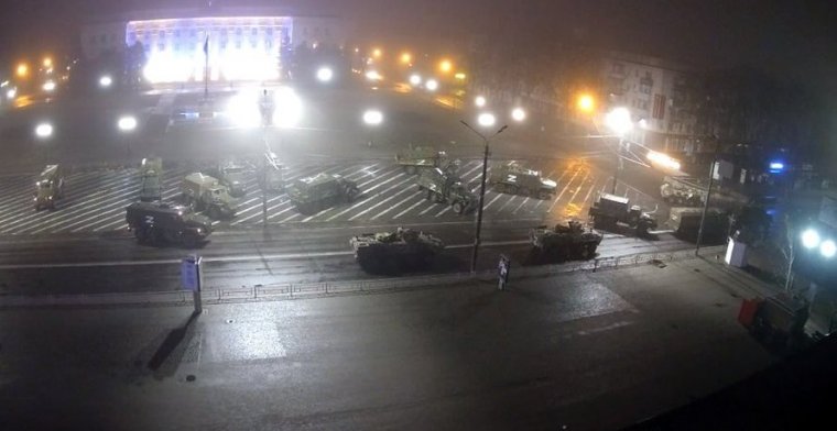 FRISSÍTVE – Több ukrán városban is légitámadások voltak az éjszaka, Herszont teljesen ellenőrzése alá vonta az orosz hadsereg