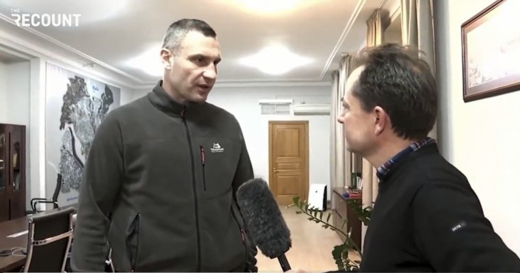 A Klicsko testvérek is fegyvert ragadnak Ukrajnáért az Oroszország ellen vívott véres háborúban