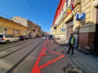 Vörös parkolási övezetek jelentek meg Váradon, duplájára nőtt a parkolási díj