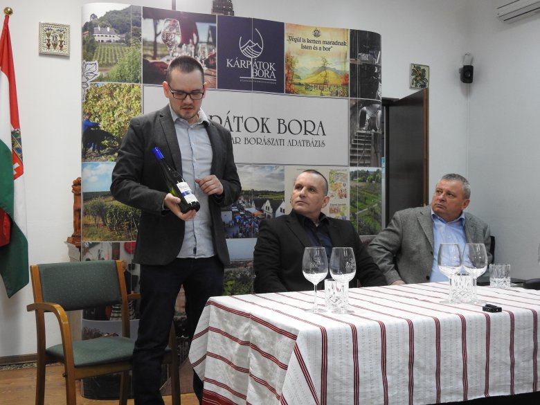 Gyerekcipőben jár még az erdélyi borászat: Kárpát-medencei borokat forgalmazó szaküzlet és borozó nyílik Kolozsváron