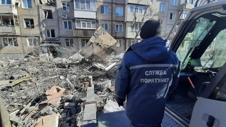 Orosz katonai szóvivő: Harkiv megyében üzemanyagbázist és fegyverszállítmányt semmisítettek meg
