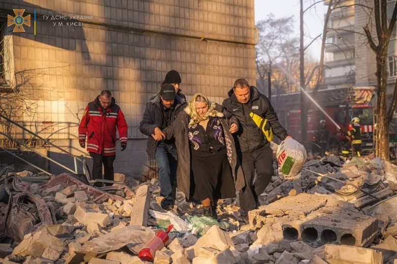 Humanitárius folyosó megnyitását jelentette be az orosz hadsereg a mariupoli acélműnél