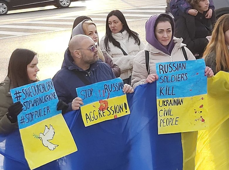 Az ukrajnai háború ellen tüntettek Bukarestben