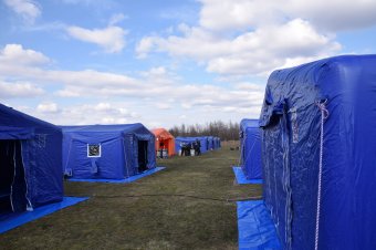 Menekülttábort létesítenek az Ukrajnából érkezők számára a Szatmár megyei Nagytárnán