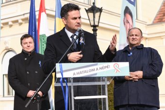 Felmérés: sok erdélyi magyar nem is ismeri Márki-Zayt, Gyurcsány messze a legelutasítottabb anyaországi politikus