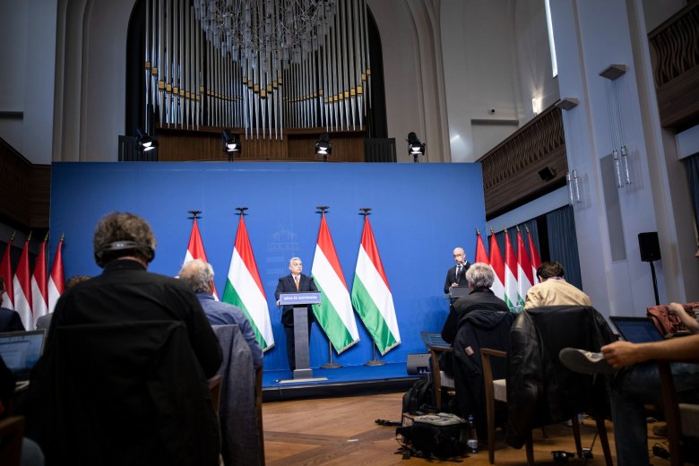 Orbán: azonnali tűzszünetet javasoltam Putyinnak, Magyarország jövője az EU-ban és NATO-ban van