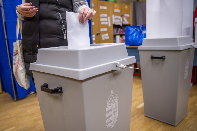 Részvételi arány, 13 óra: a jogosultak több mint 40 százaléka már szavazott az országgyűlési választáson