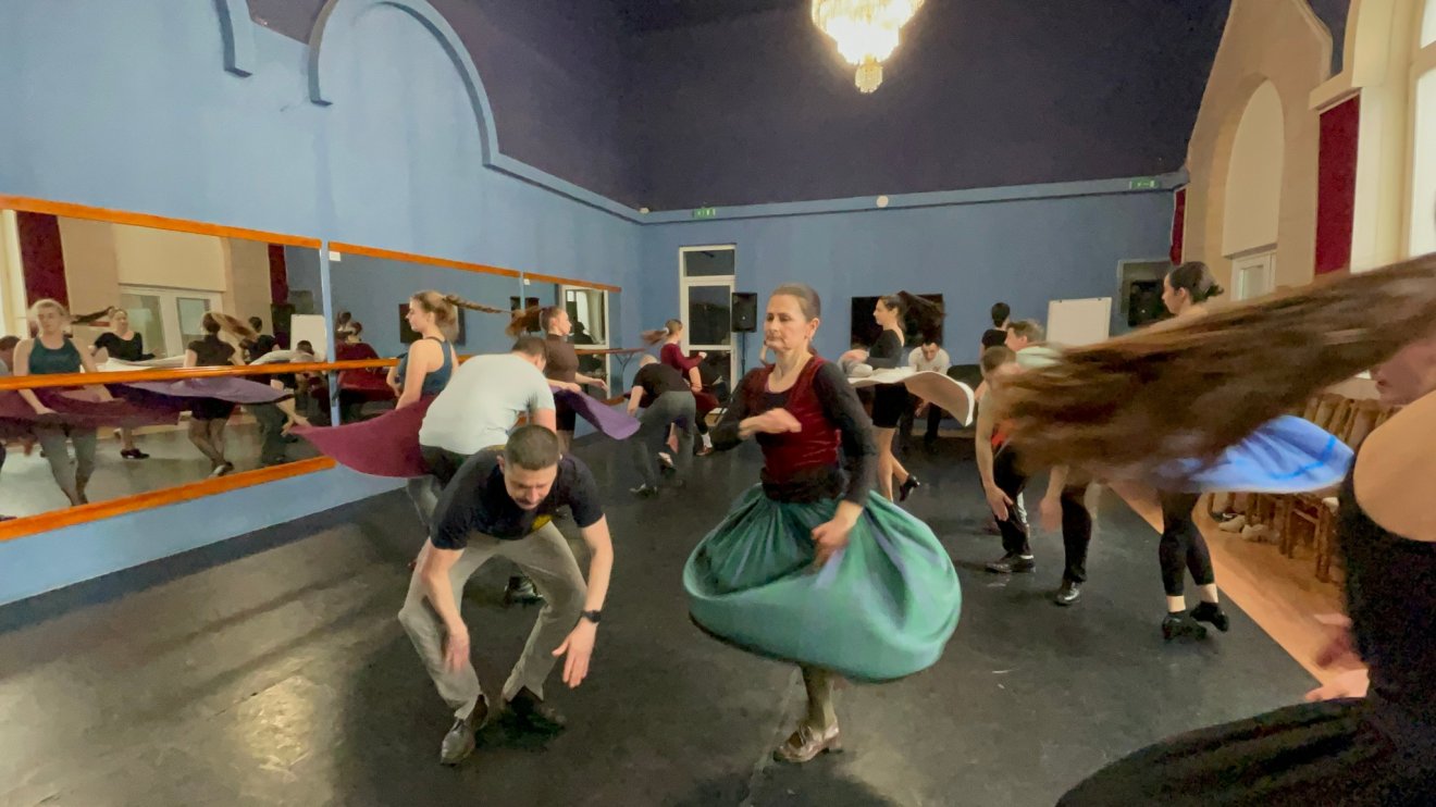 Népi kultúrától a kortárs tánctechnikákig – Változatos tantervet kínál a Sapientia kolozsvári karán indított táncművészeti szak