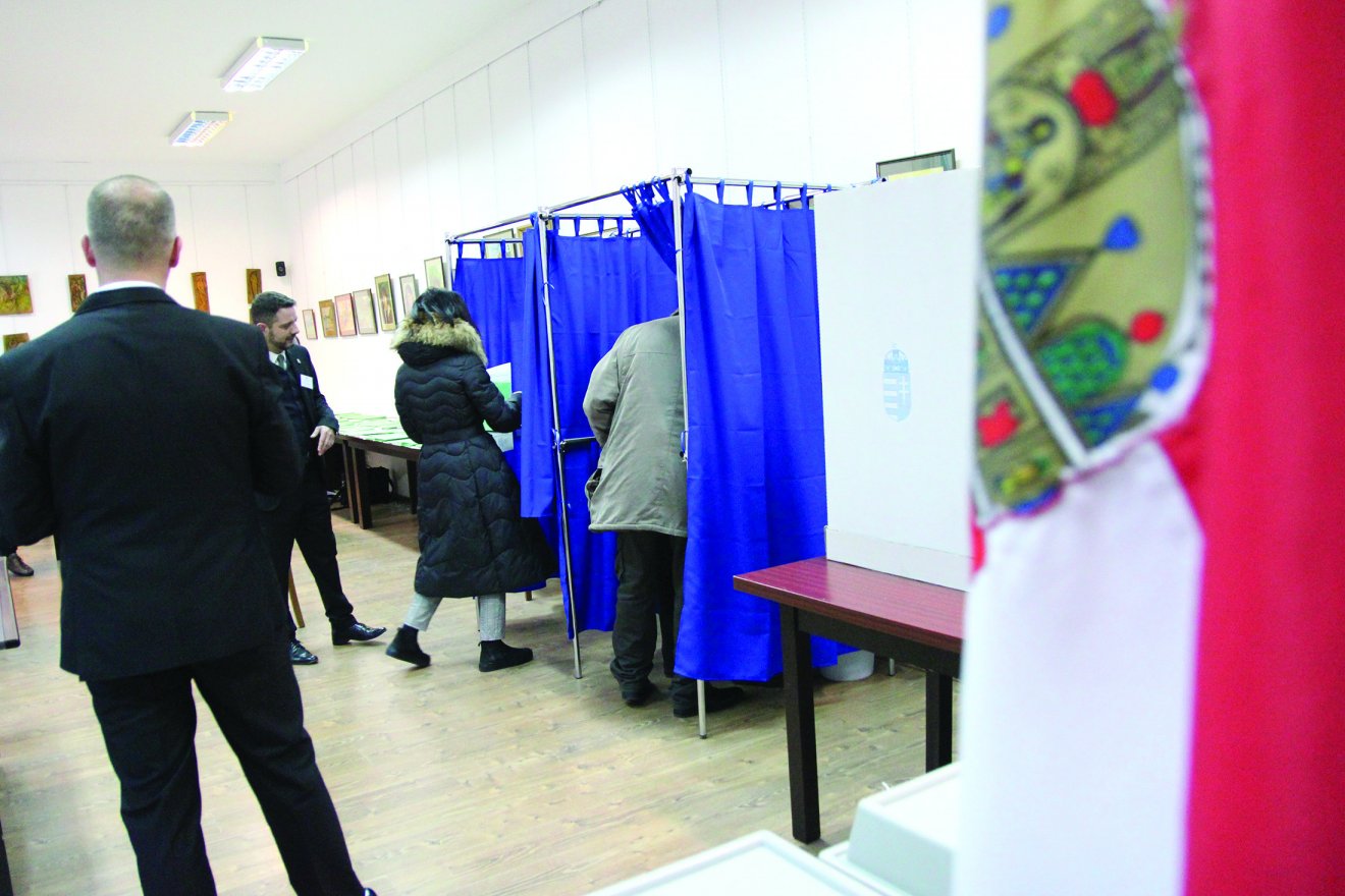 Sokan szavaztak a választás napján a csíkszeredai és a kolozsvári főkonzulátuson