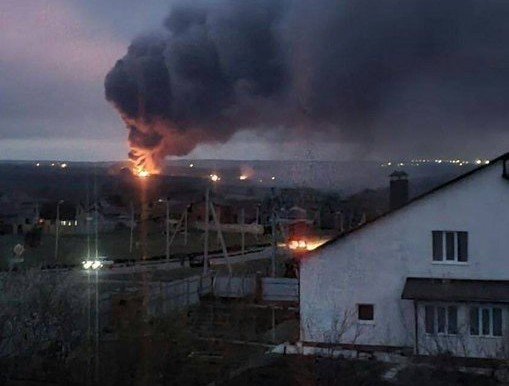 Robbanások voltak az oroszországi Belgorod megyében, egy lőszerraktár is kigyulladt
