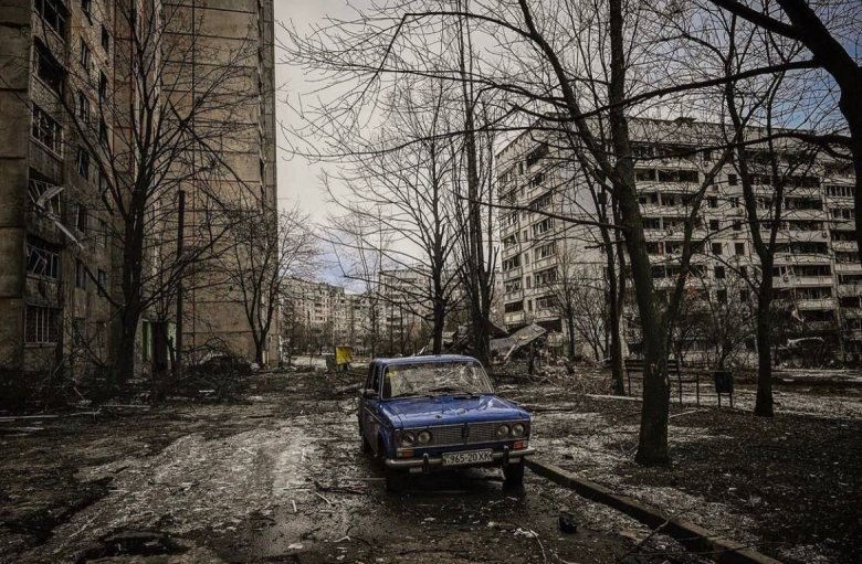 Az orosz erők több nagyvárost lőttek Ukrajna keleti és déli részén a helyiek beszámolója szerint