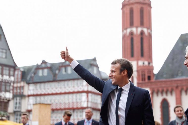 Aránylag simán nyert a francia elnök a felmérések szerint, újraválasztották Macront
