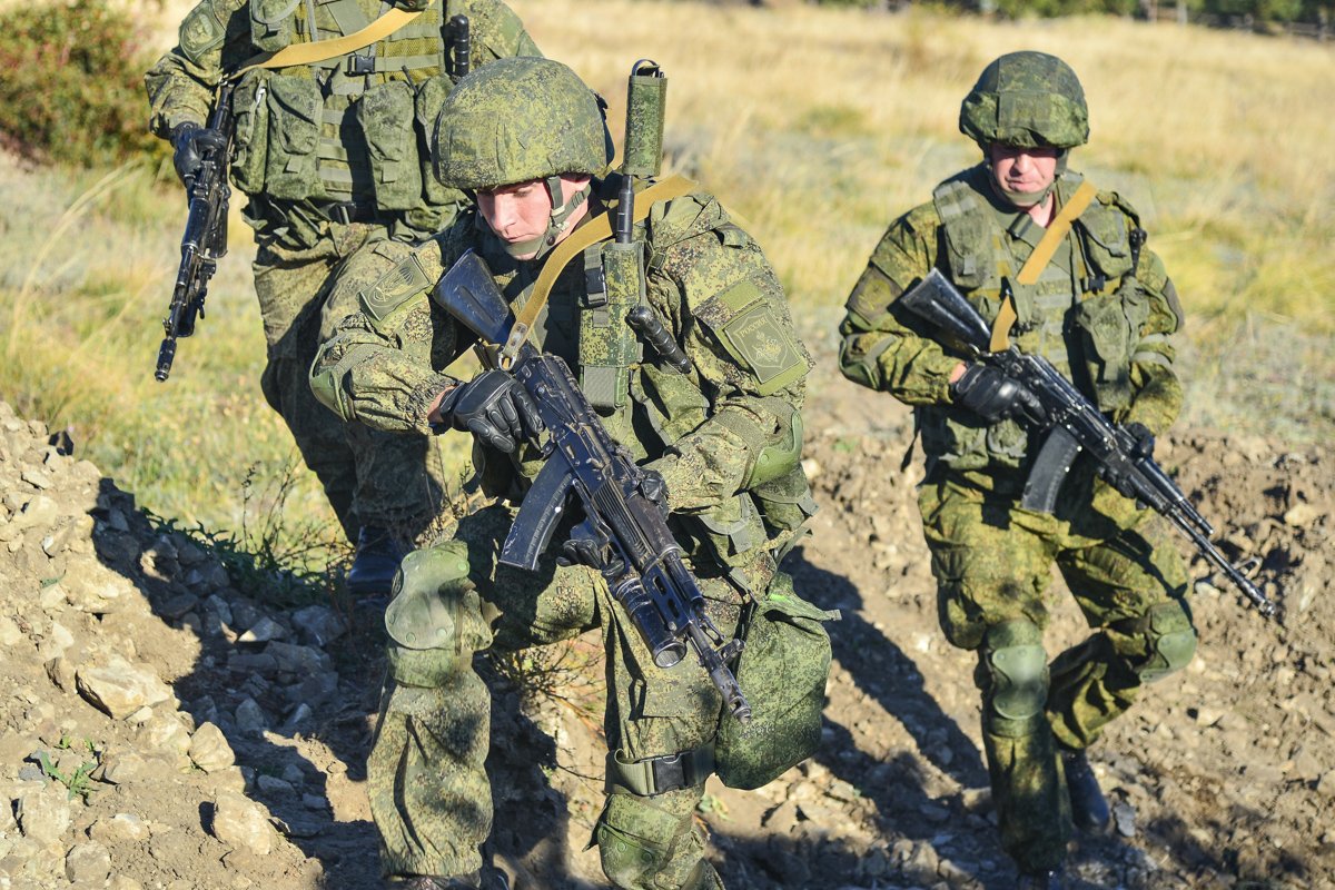 Az oroszok szerint túszokat szabadítottak ki török kérésre, romániai zsoldosok is harcolhatnak Ukrajnában