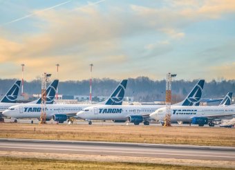 Sztrájkol a román légitársaság: a Tarom egyetlen gépe sem száll fel augusztus 23-án a délutáni órákban