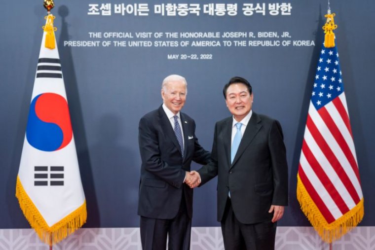 Biden nem aggódik Észak-Korea esetleges nukleáris kísérlete miatt