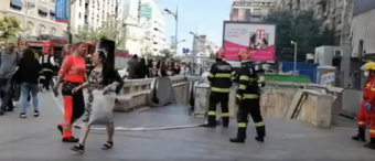 Füst okozott pánikot egy bukaresti metrószerelvényen, 175 utasból két személyt kórházba szállítottak