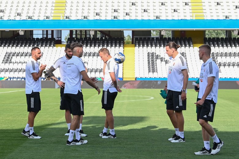 A magyar válogatott már Cesenában készül a keddi Nemzetek Ligája-meccsre, Rossi szerint sok komponens kell a sikerhez