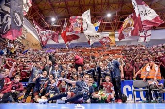 „Libabőrös” élmény Bukarestben: Korsós Dorina jól érzi magát a román kézilabda-bajnokságot megnyerő Rapidnál