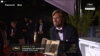 Svéd vígjáték vitte el az Arany Pálmát, Mungiu „ditrói” filmje nem kapott díjat