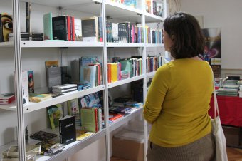 Több mint 70 szerző lesz jelen a 13. Kolozsvári Ünnepi Könyvhéten, családi programokkal is készülnek a szervezők