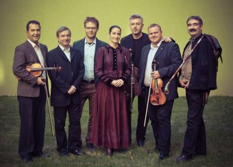 Ünneplik az el nem feledett magyar népzenét: erdélyi turnéra indul Tanúhegyek című előadásával a Fonó Zenekar