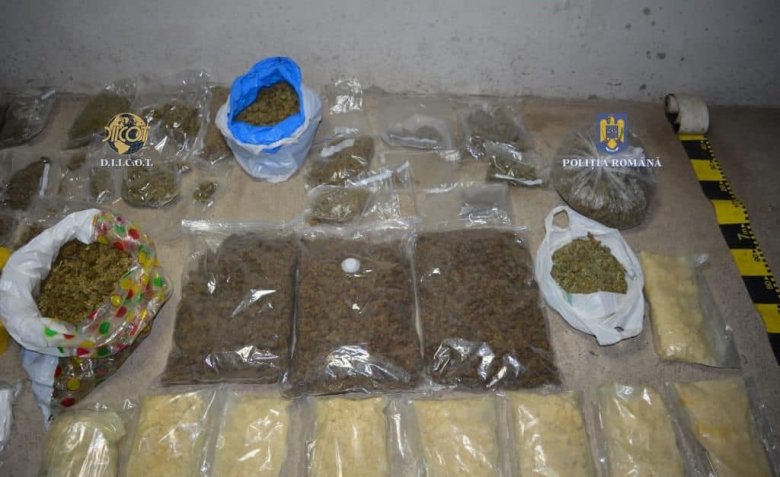 Nagy fogás Arad megyében: 32 kilogramm kábítószert foglaltak le a hatóságok egy akció során