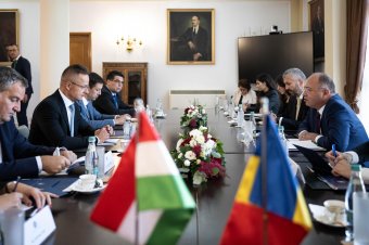 Szijjártó Bukarestben: Magyarország és Románia kész segíteni egymást az energiabiztonság területén