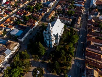 Templomi kizárással vádolják az örmények a szamosújvári katolikus plébánost és a gyulafehérvári főegyházmegyét