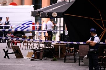 Egy brüsszeli kávézó teraszába rohant egy furgon, többen megsérültek