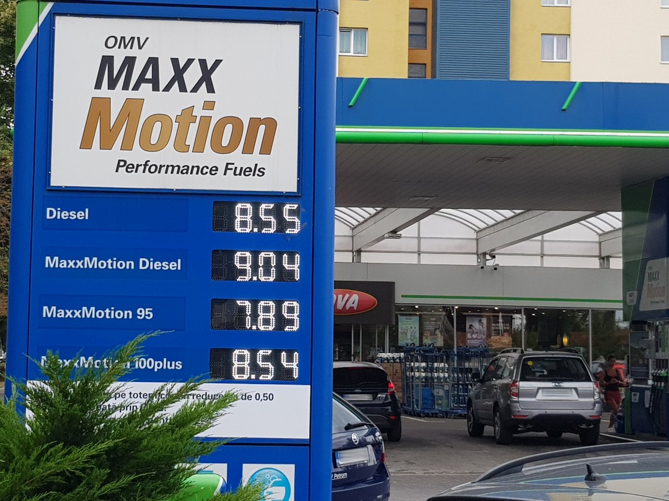 Több töltőállomáson is csökkentek szerdán az üzemanyagárak; van, ahol háromhavi minimumom a gázolaj ára