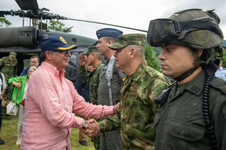 Hét rendőr halálát követelte a kormányellenes gerillák támadása Kolumbiában