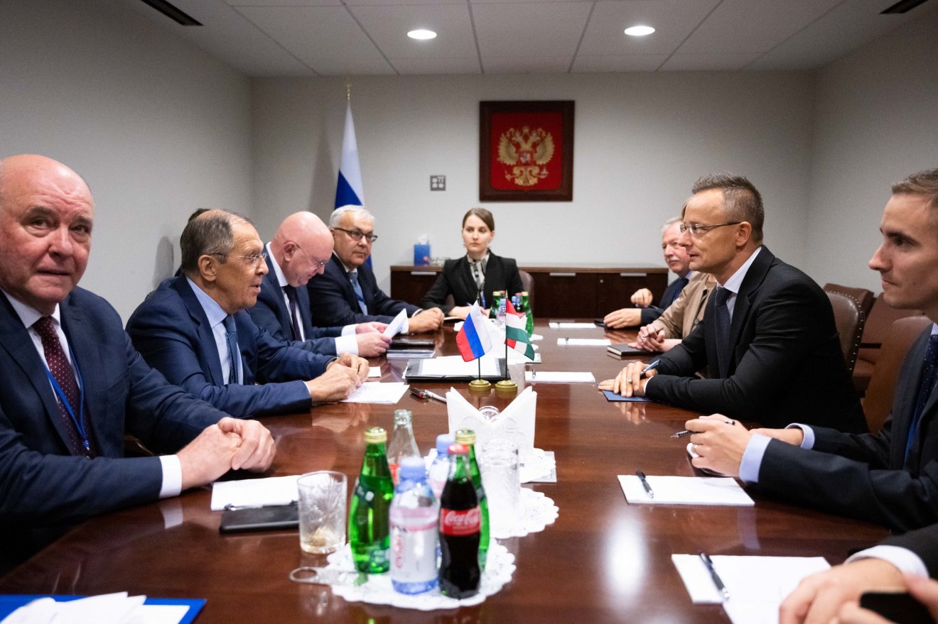 Szijjártó egyedüli uniós külügyminiszterként tárgyalt Lavrovval New Yorkban: az egyetlen megoldás a béke lenne