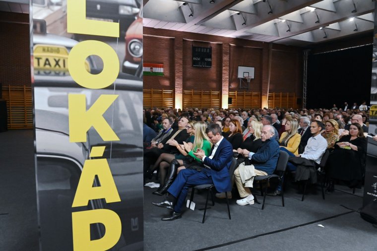Bemutatták az 1990-es budapesti taxisblokád idején játszódó filmet – A Blokádot nevezte Magyarország az Oscar-versenyben