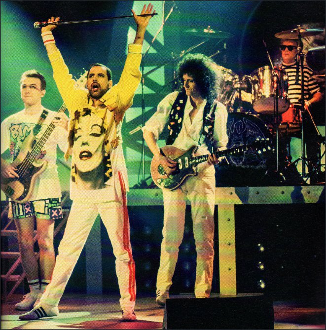 Hosszú idő elteltével ismét felcsendül Freddie Mercury hangja a Queen eddig ki nem adott számában