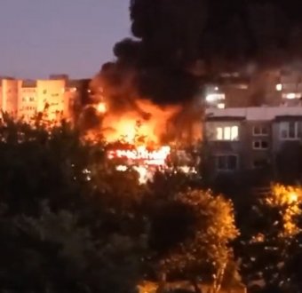 Legalább 13 ember meghalt, amikor lezuhant egy Szu-34-es orosz vadászbombázó Jejszk városában
