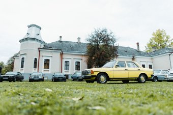 Veterán autók őszi találkozója: több tucat patinás járművet csodálhattak meg az érdeklődők Szatmár megyében