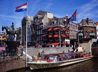 Bocsánatot kért a holland külügyminiszter, miután kiderült, hogy a tárcánál rasszizmus tapasztalható