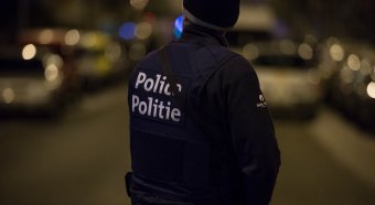 FRISSÍTVE – Egy rendőr meghalt, egy másik megsebesült a brüsszeli késes támadásban – A terrorizmus elleni ügyészség vizsgálódik