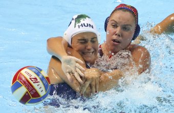 Drámai büntetőpárbajban alulmaradt, ezüstérmes a magyar női vízilabda-válogatott a világligában