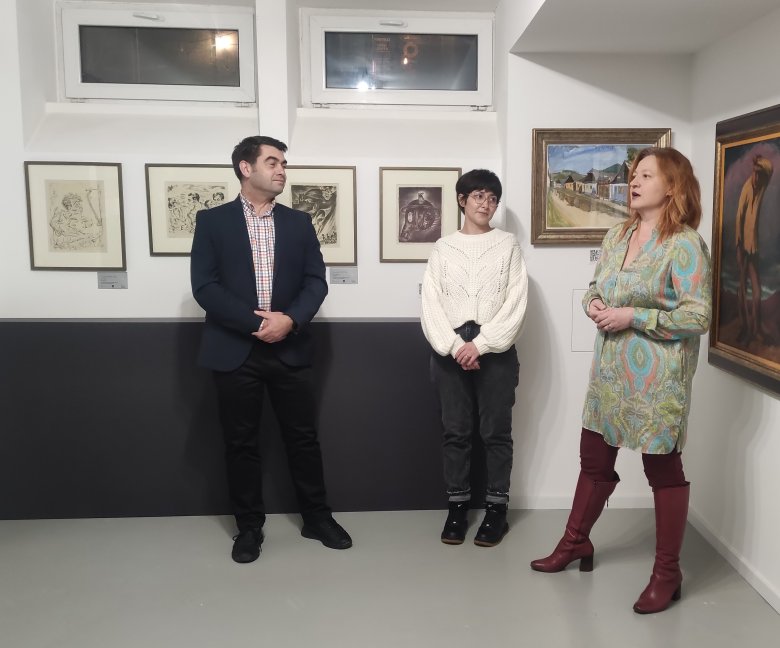 Raktárból a kincses városba: a nagybányai festőiskola zsidó művészeinek munkáiból nyílt kiállítás Kolozsváron