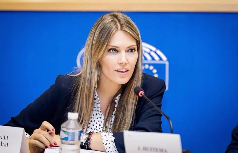 Elutasította az EU törvényszéke Eva Kaili képviselői mentelmi jogának felfüggesztése elleni keresetét