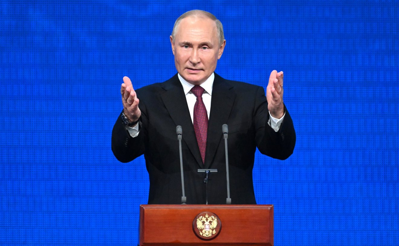 Putyin szerint a Nyugat egyetlen célja Oroszország felszámolása, és erről szerinte papírja van